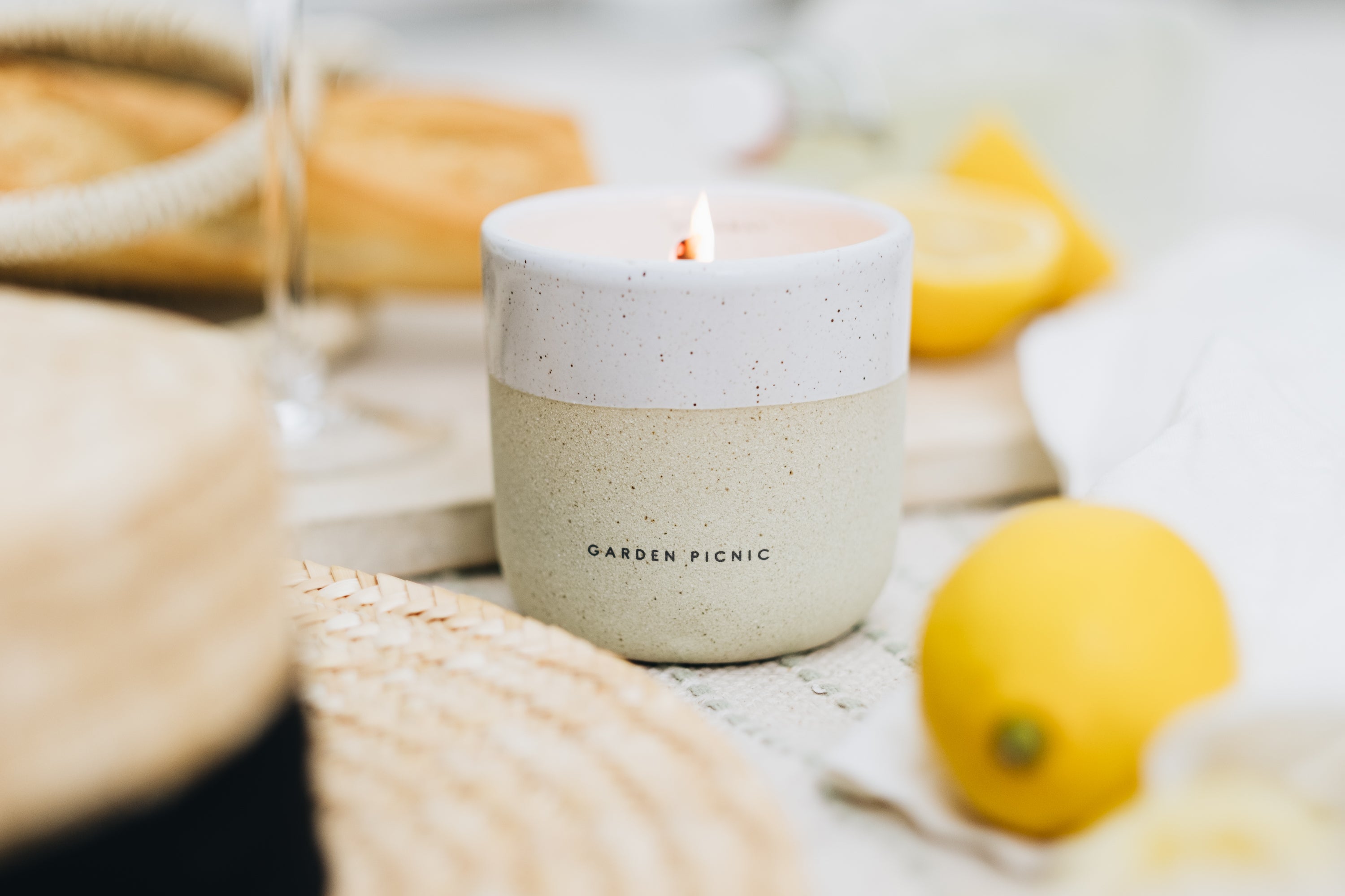 Candela profumata Garden Picnic - AVA & MAY - Italia