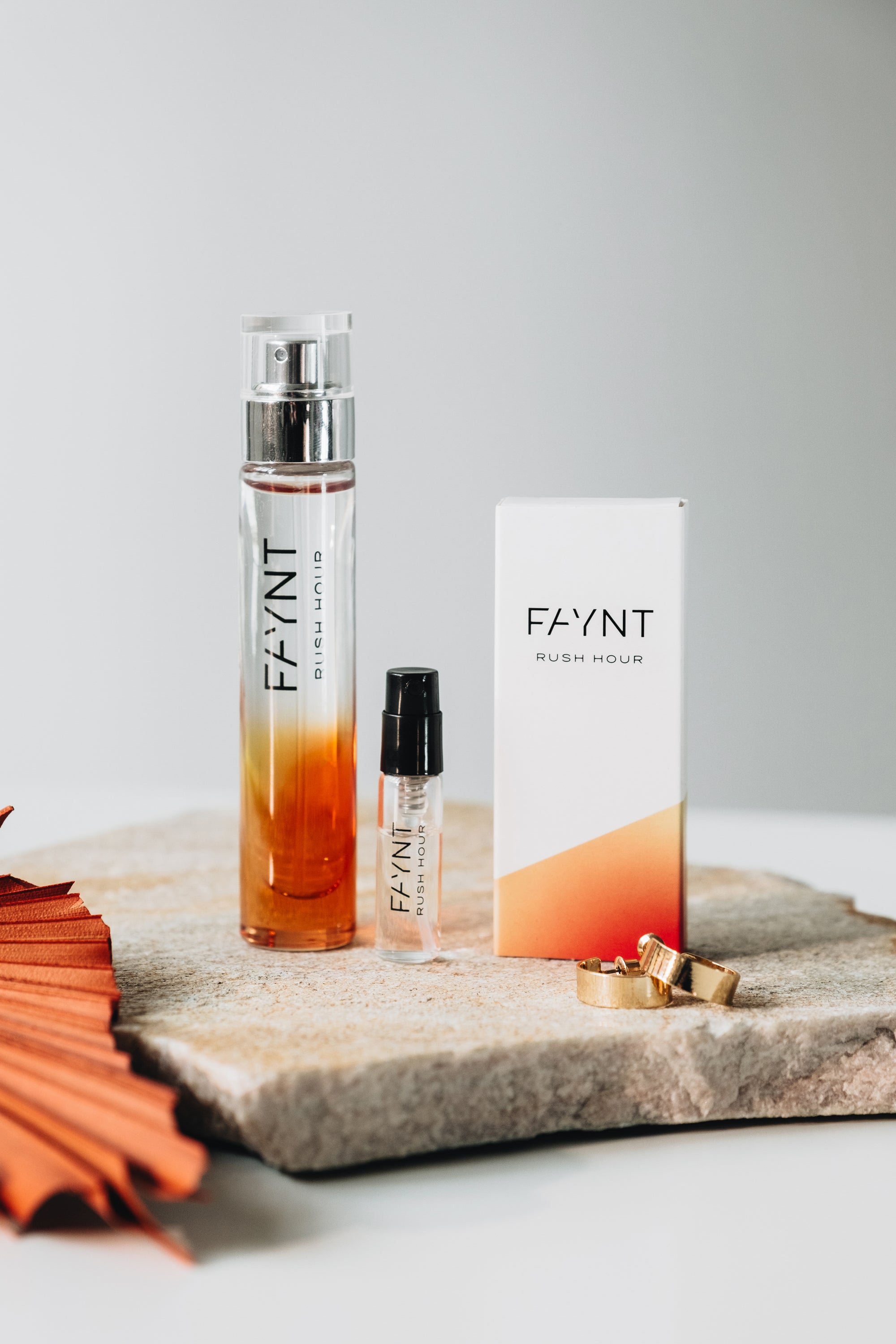 Explore Rush Hour - AVA & MAY - Italia