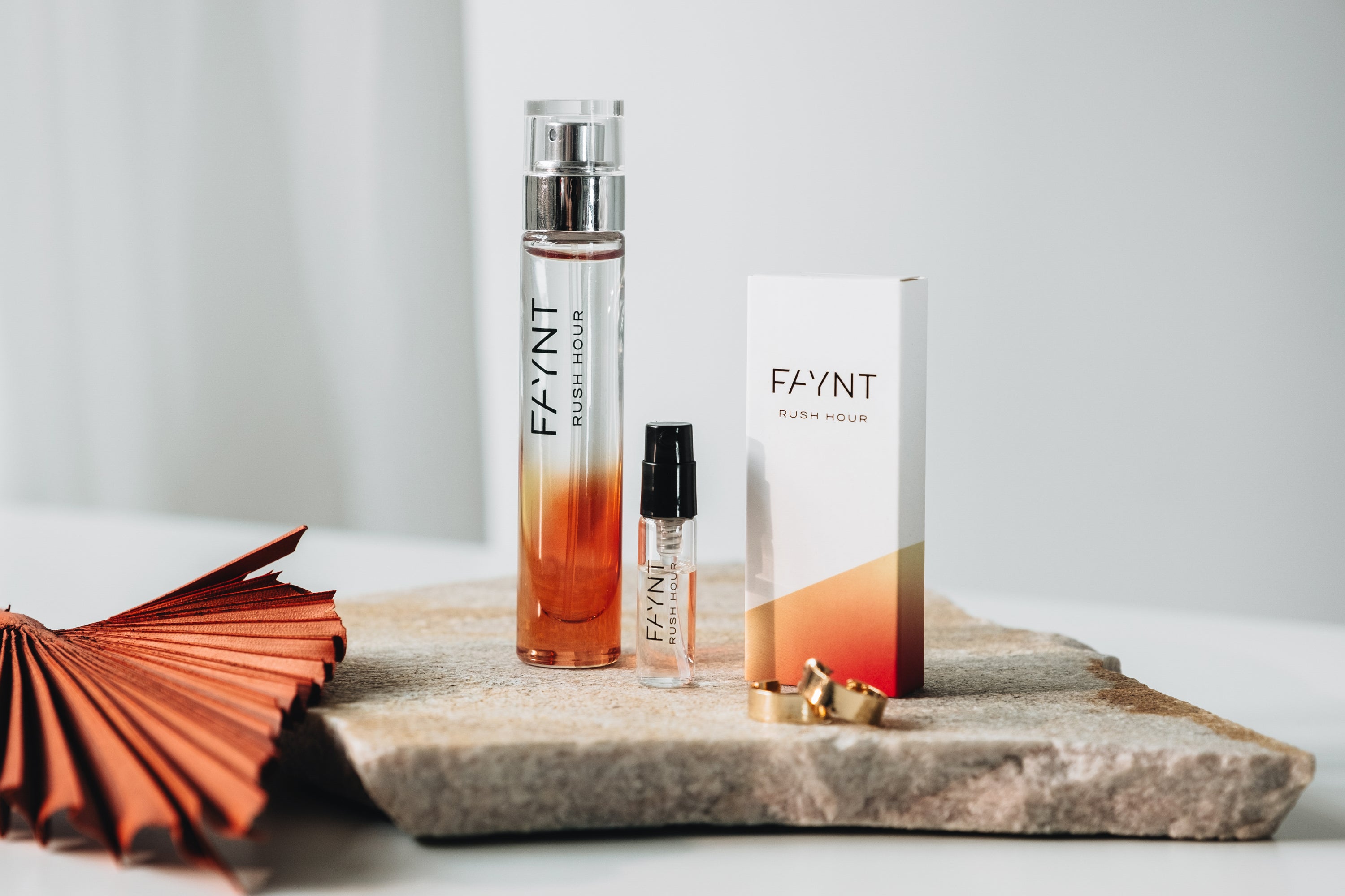 Explore Rush Hour - AVA & MAY - Italia