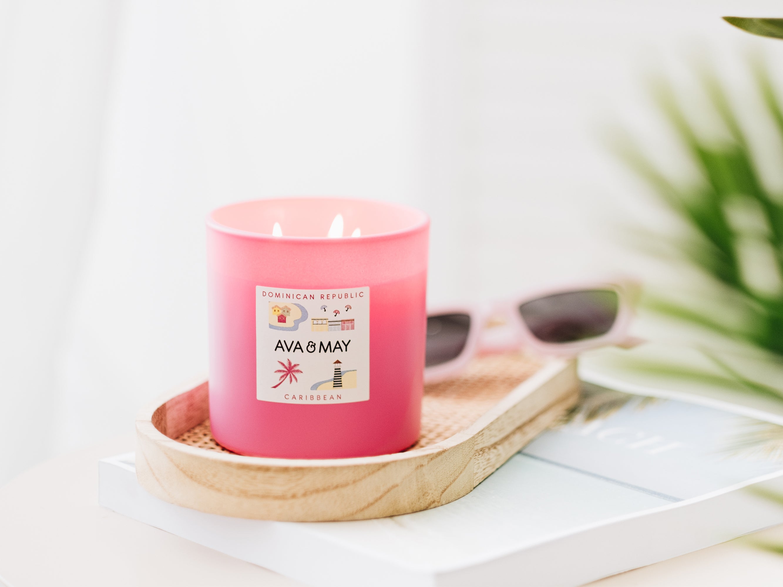 Candela profumata grande Repubblica Dominicana - AVA & MAY - Italia