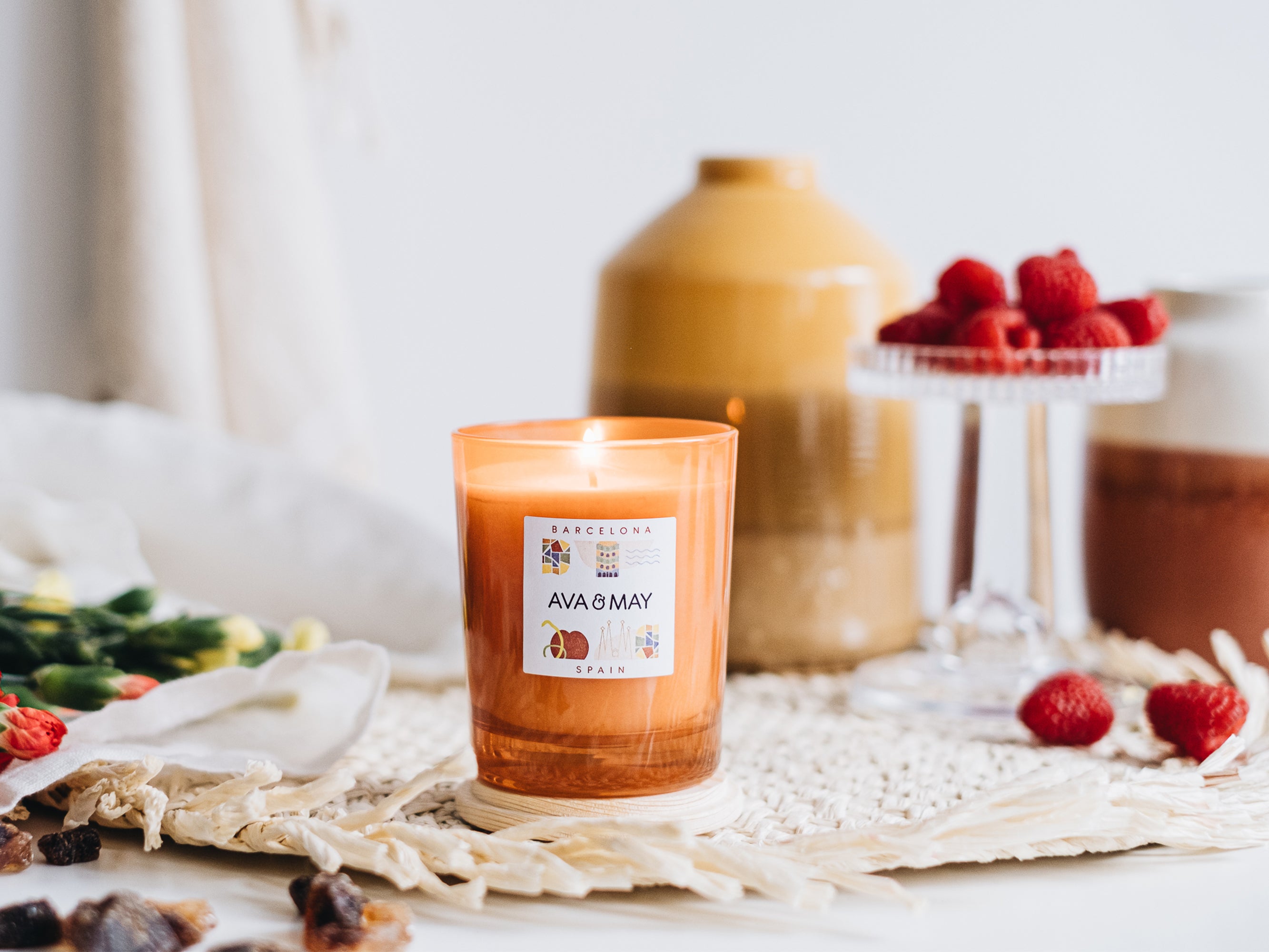 Candela profumata Barcellona - AVA & MAY - Italia