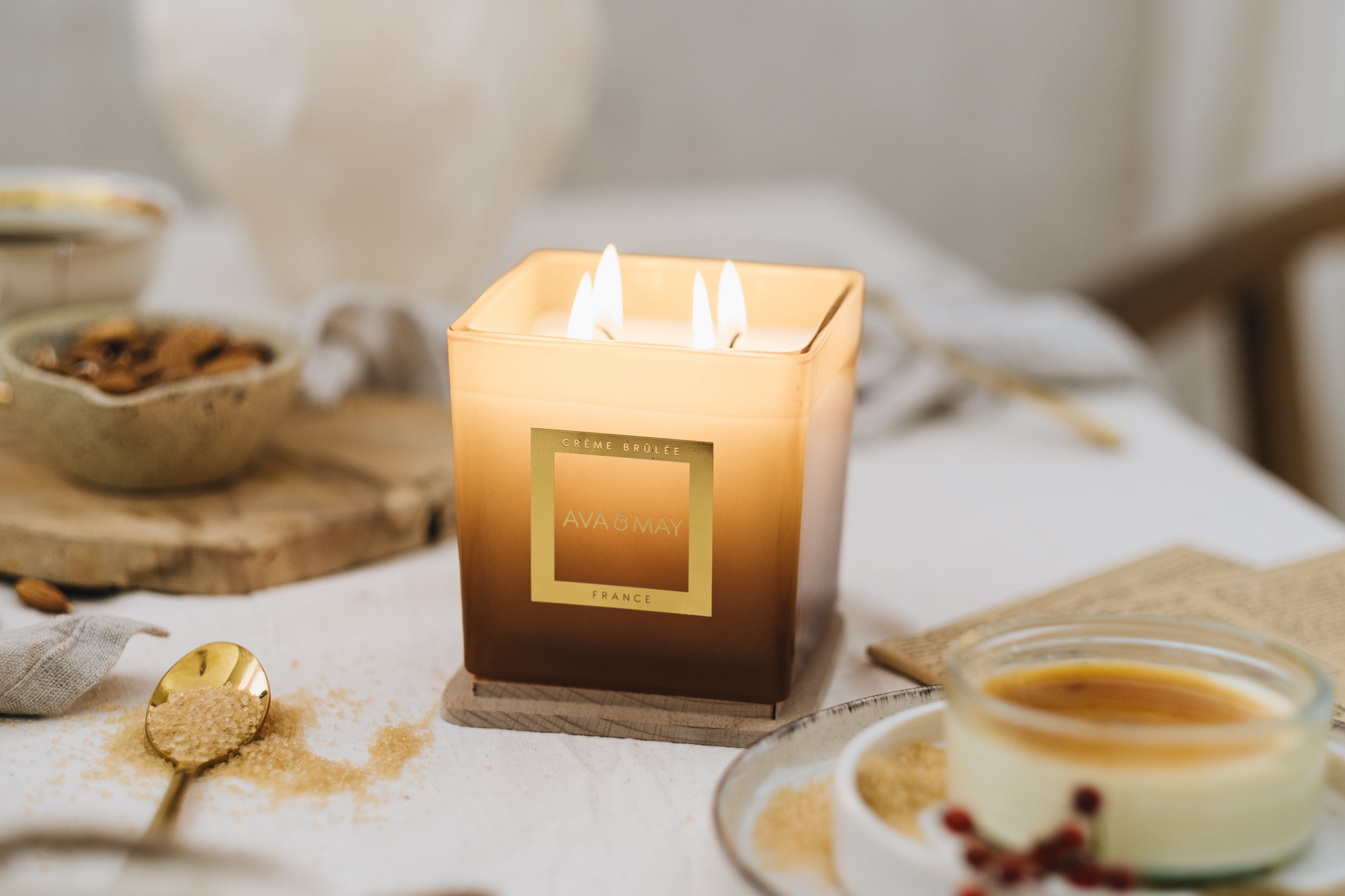 Candela profumata grande Crème Brûlée