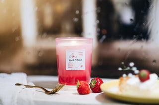 Candela profumata Cheesecake alla fragola