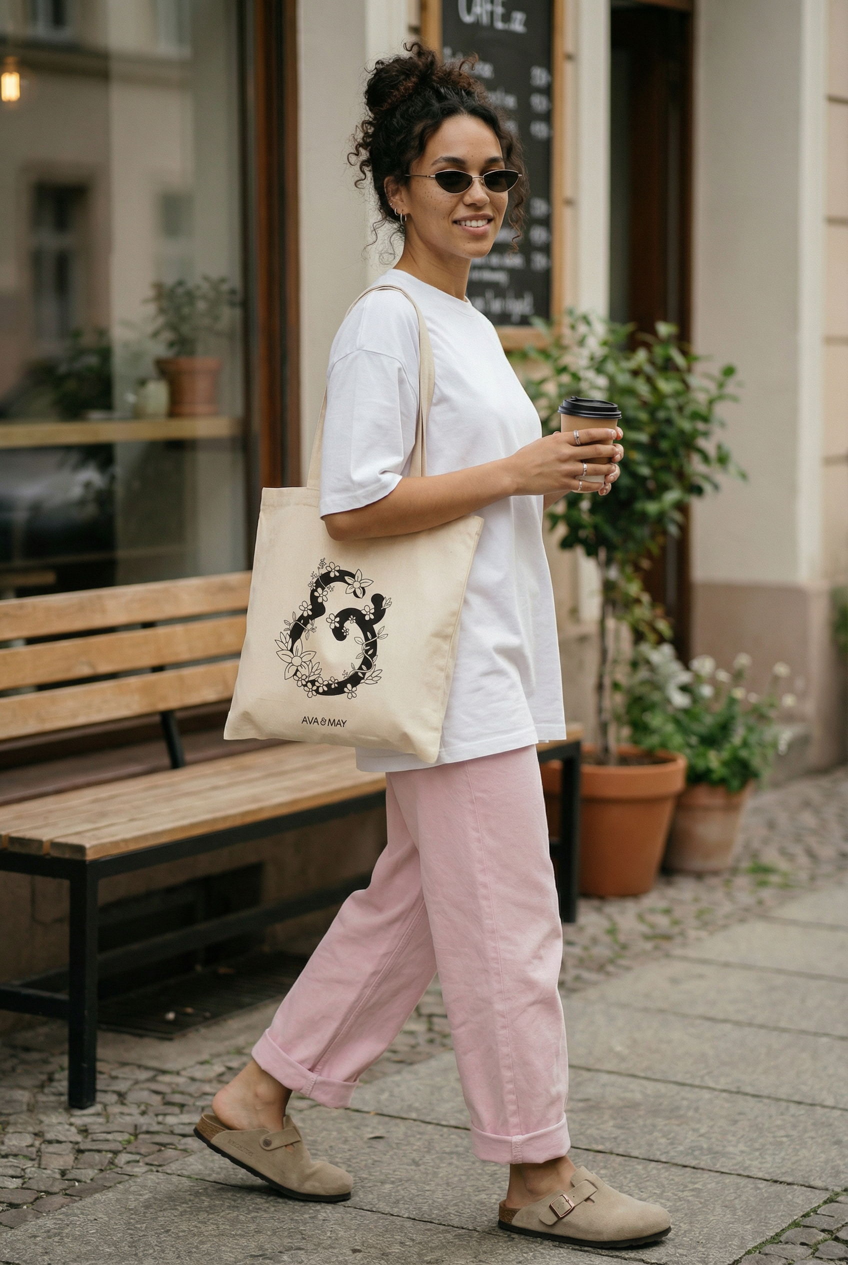 AVA & MAY Shopping Bag